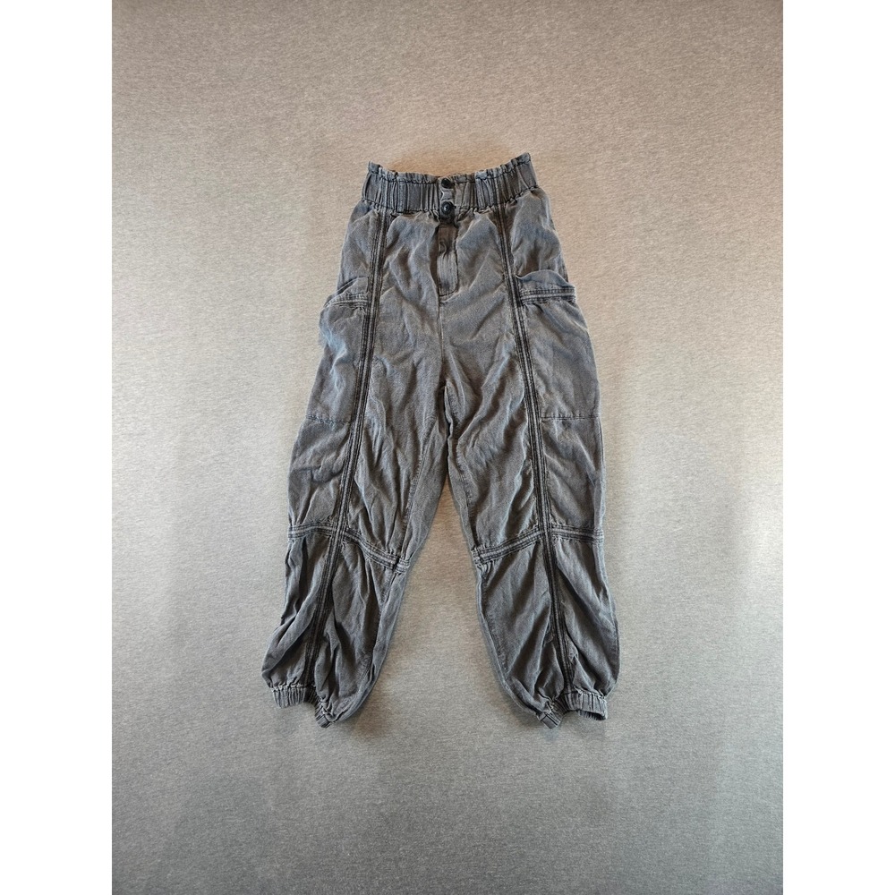 Urban Outfitters Cargo Pants Womens Small Gray‎ Loose Fit Cuffed Baggy Utility